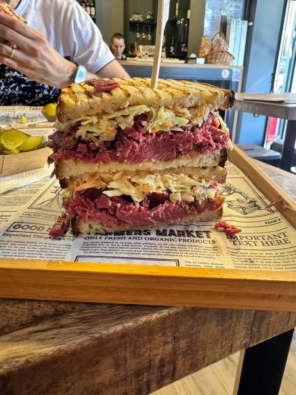 Un sandwich di pastrami da In House Pastrami
